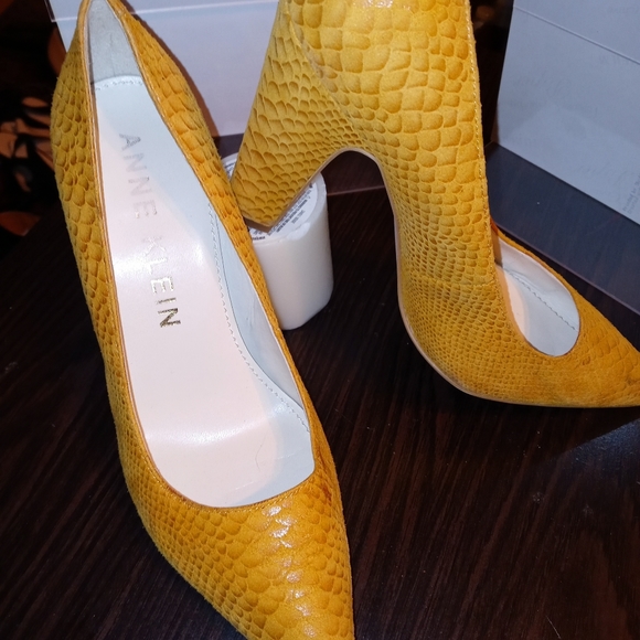 SHOES!!!!- - Picture 15 of 16